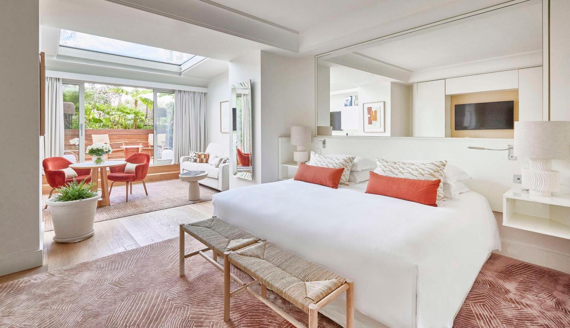 Hotel Martinez, In The Unbound Collection By Hyatt Cannes Luaran gambar A room at the hotel