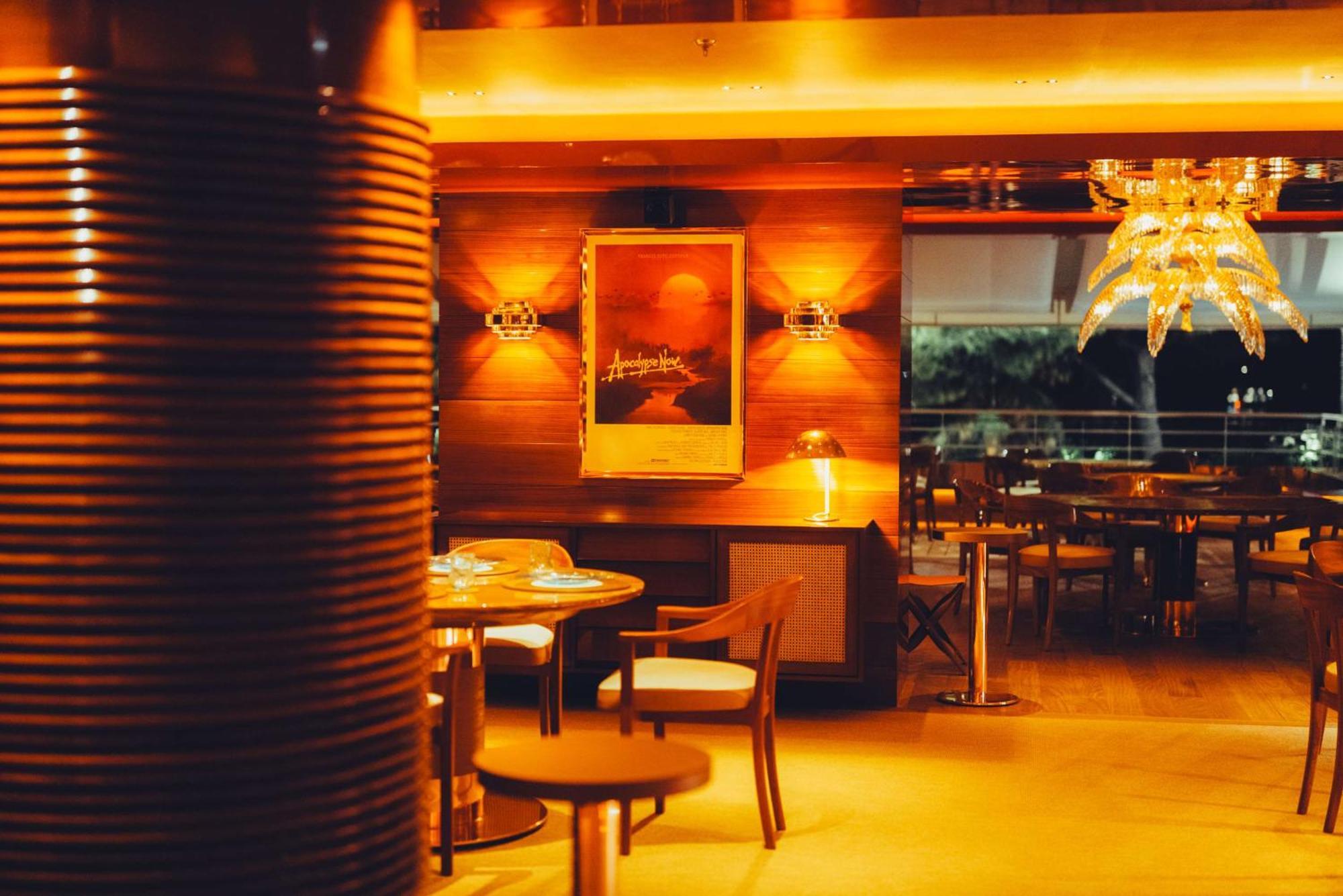 Hotel Martinez, In The Unbound Collection By Hyatt Cannes Luaran gambar The interior of the restaurant